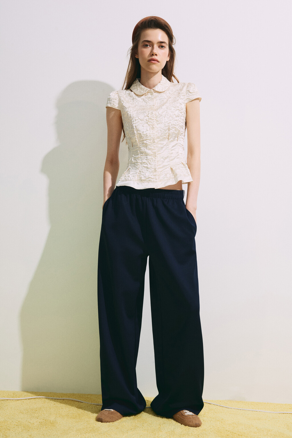 Блузка из жатого сатина - цвет молочный - 4