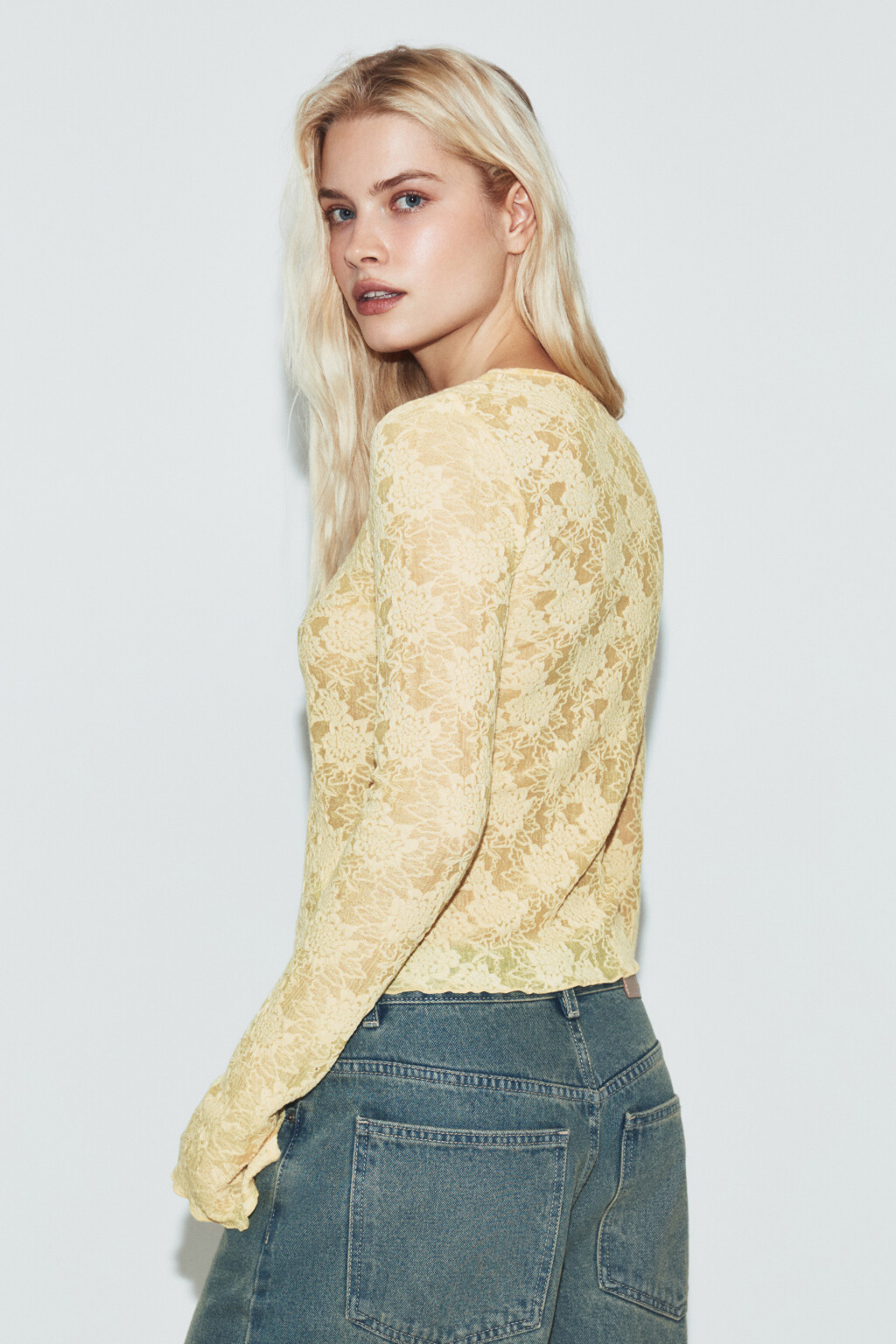 Лонгслив полуприлегающий ажурный - цвет ванильный - 4