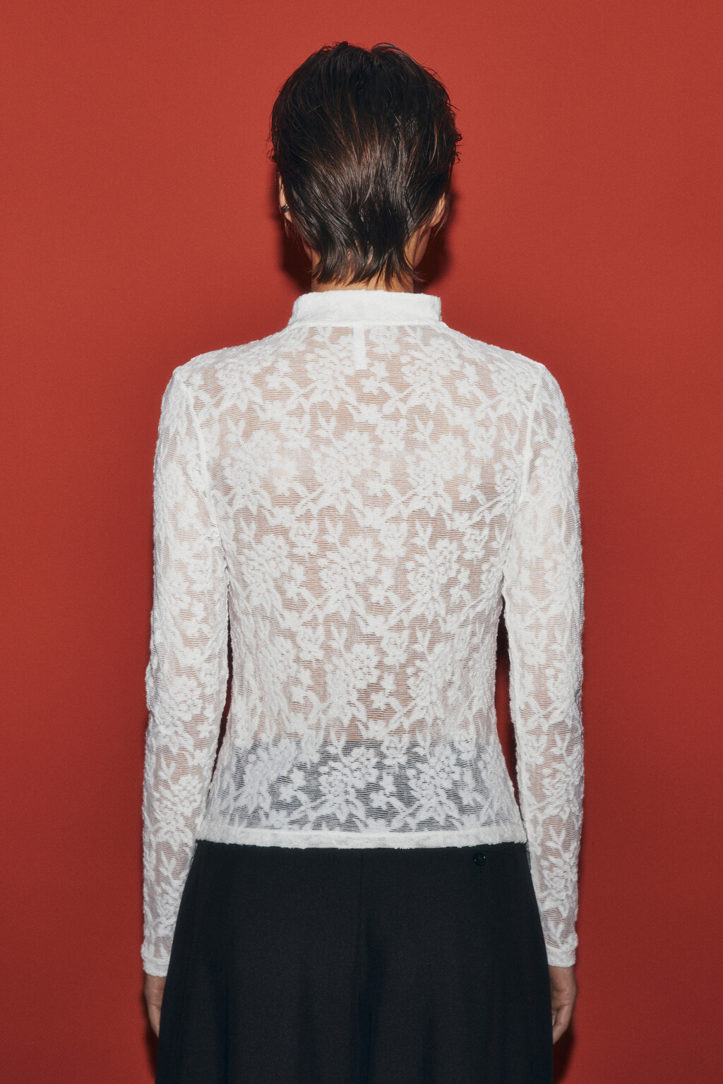 Лонгслив ажурный в азиатском стиле - цвет белый - 5