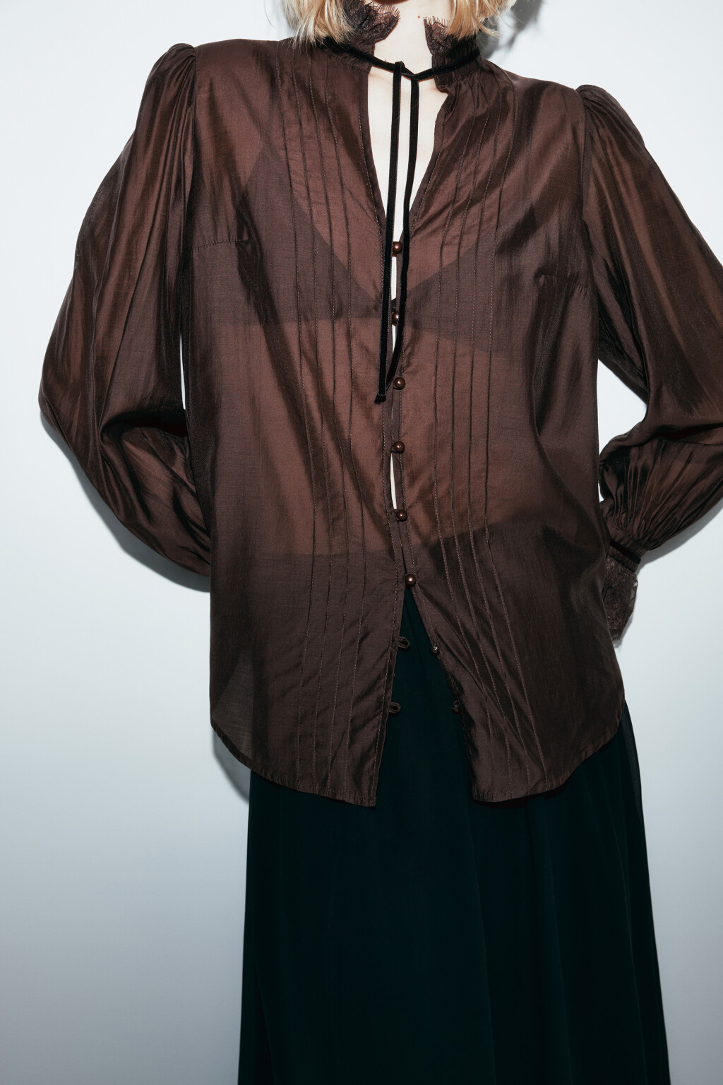 Блузка шифоновая с кружевными манжетами и воротником - цвет коричневый - 7