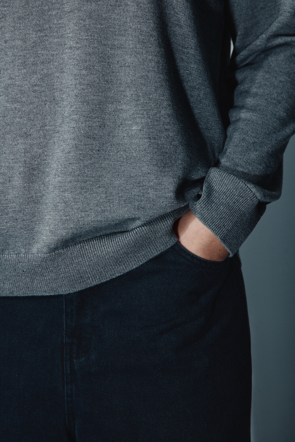 Джемпер вязаный с застежкой на груди - цвет серый - 6