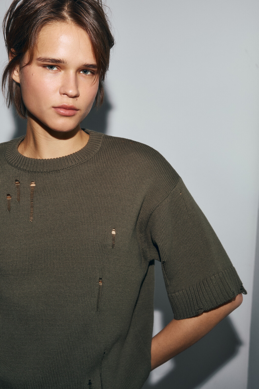 Футболка вязаная рваная - цвет зеленый - 5