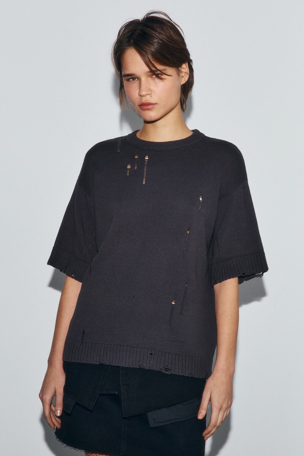 Футболка вязаная рваная - цвет коричневый - 3