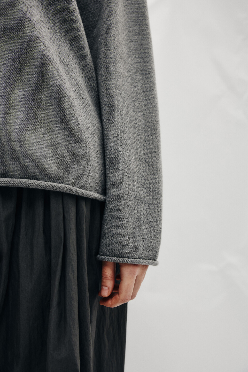 Джемпер с руликами и имитацией второго слоя - цвет серый - 6