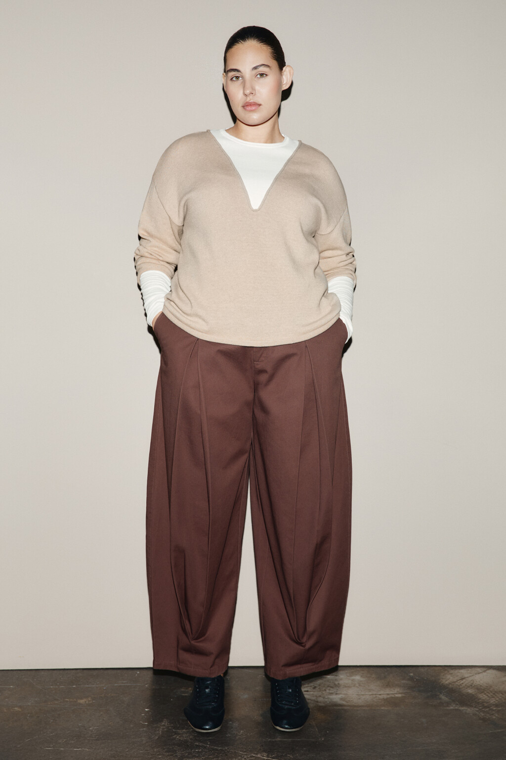 Джемпер вязаный оверсайз с имитацией второго слоя - цвет бежевый - 4