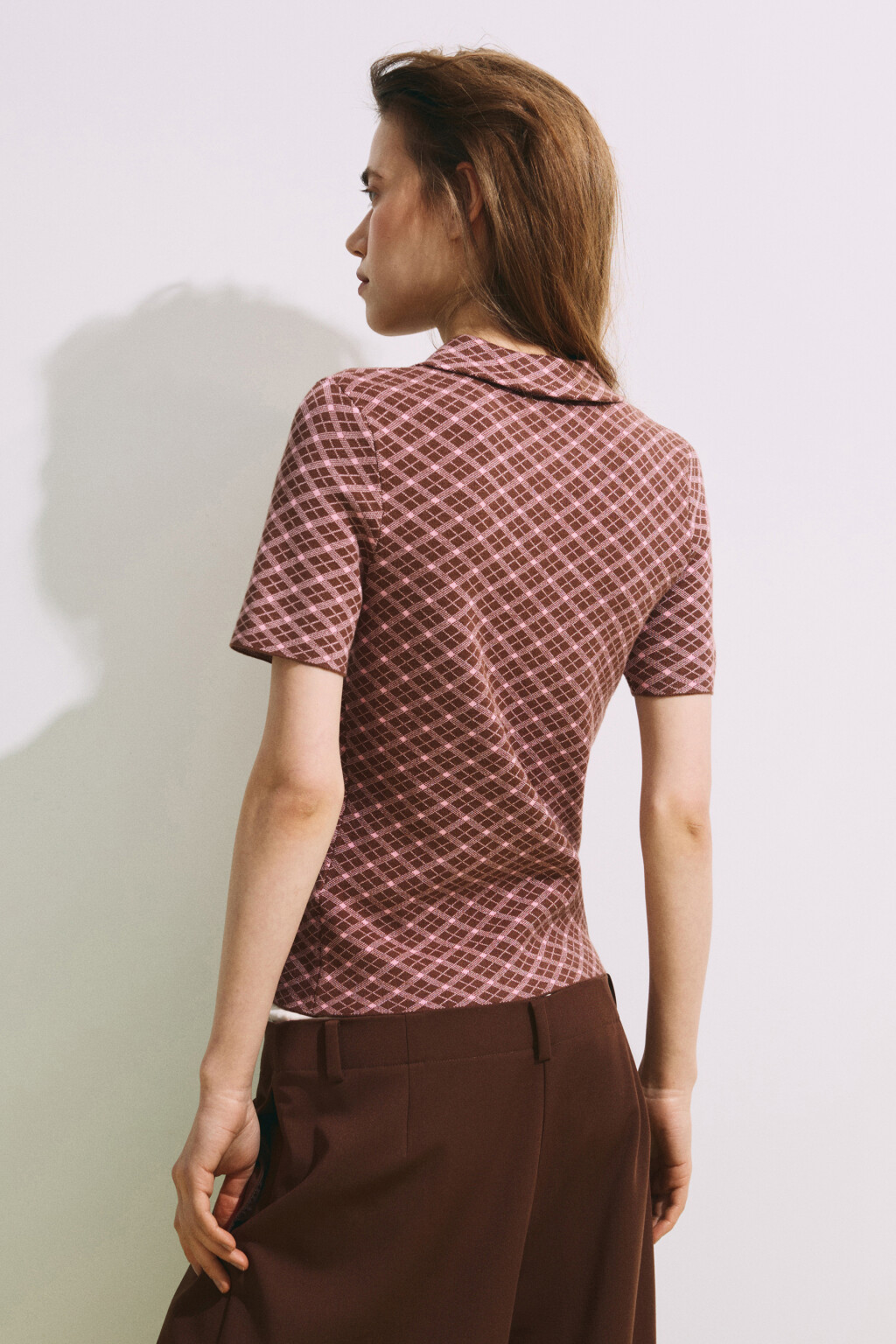 Футболка-поло вязаная жаккардовая на молнии - цвет коричневый - 4