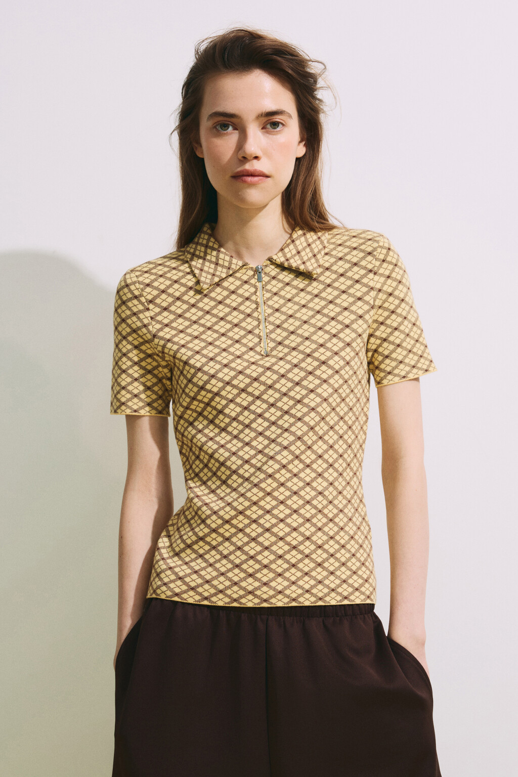 Футболка-поло вязаная жаккардовая на молнии - цвет желтый - 4