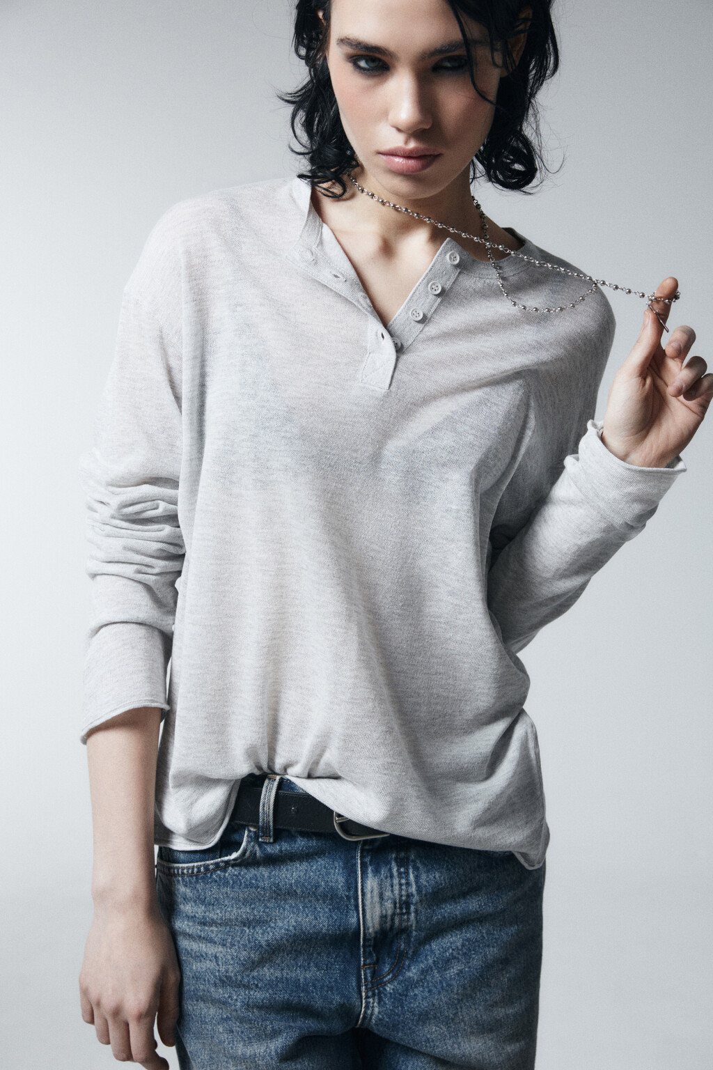 джемпер тонкий оверсайз вязаный на пуговицах - цвет серый - 2
