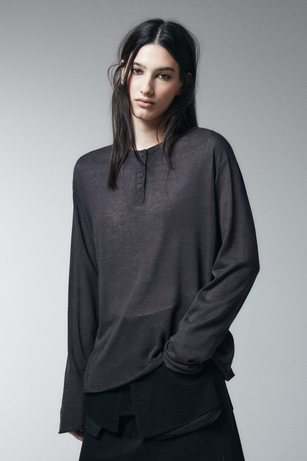 джемпер тонкий оверсайз вязаный на пуговицах - цвет серый - 3