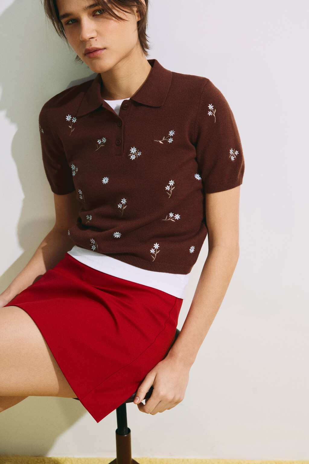 Футболка-поло с вышивкой - цвет коричневый - 2