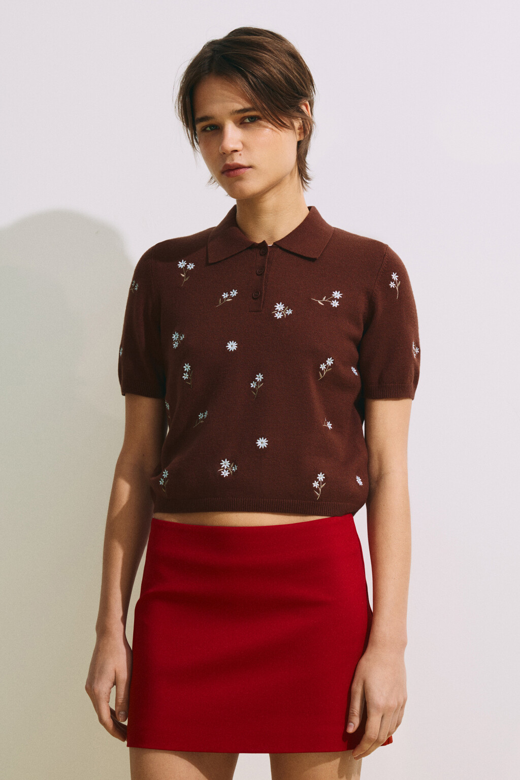 Футболка-поло с вышивкой - цвет коричневый - 3
