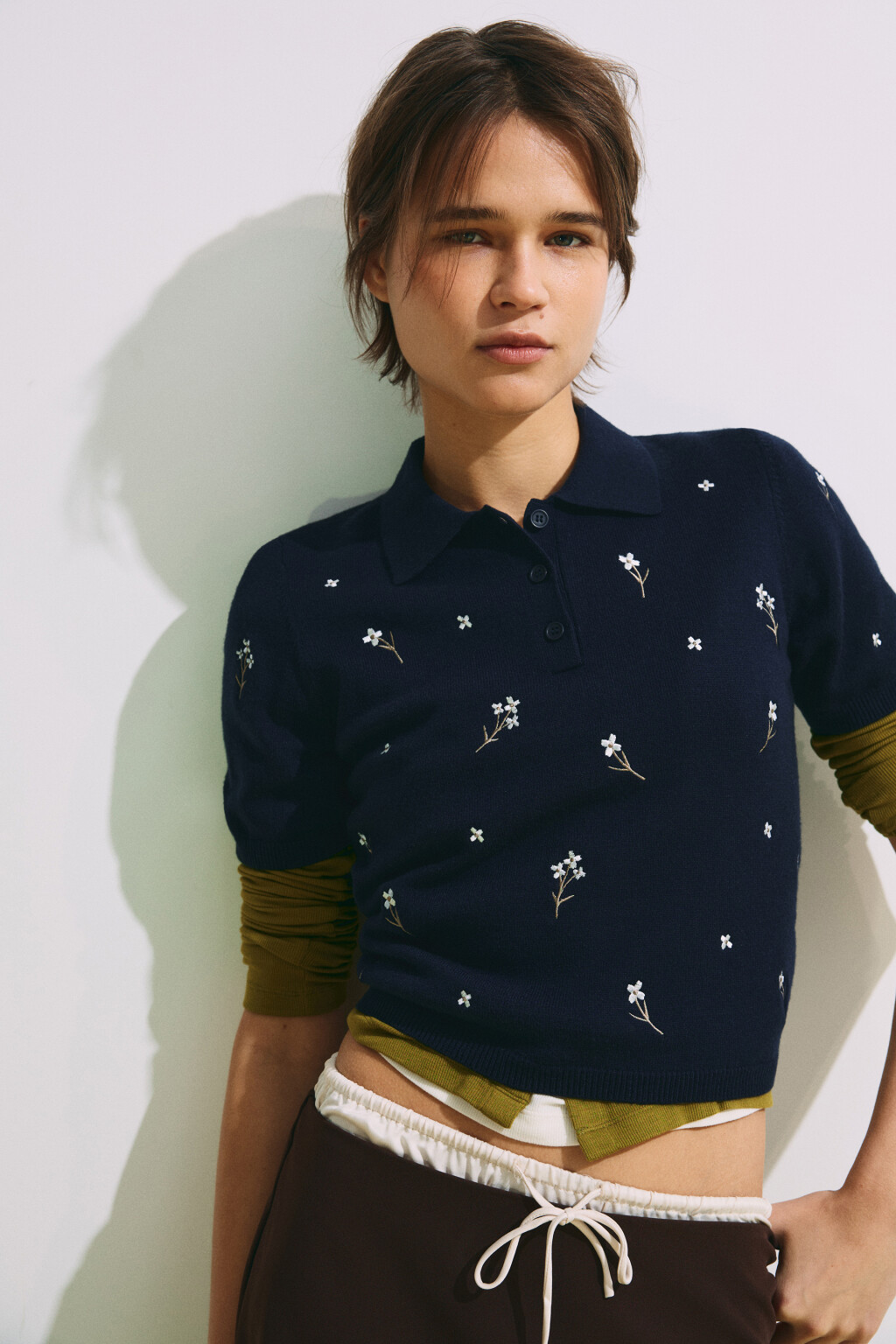 Футболка-поло с вышивкой - цвет синий - 2