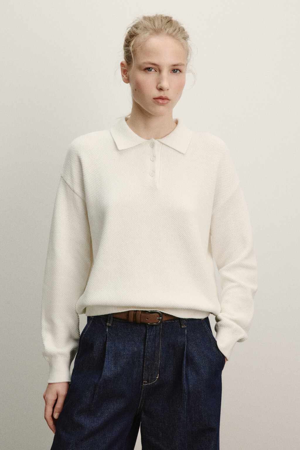 Джемпер-поло вязаный на пуговицах - цвет молочный - 2