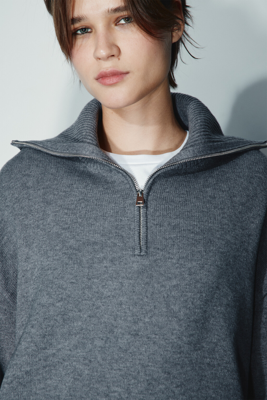 Джемпер на молнии с воротником - цвет серый - 5