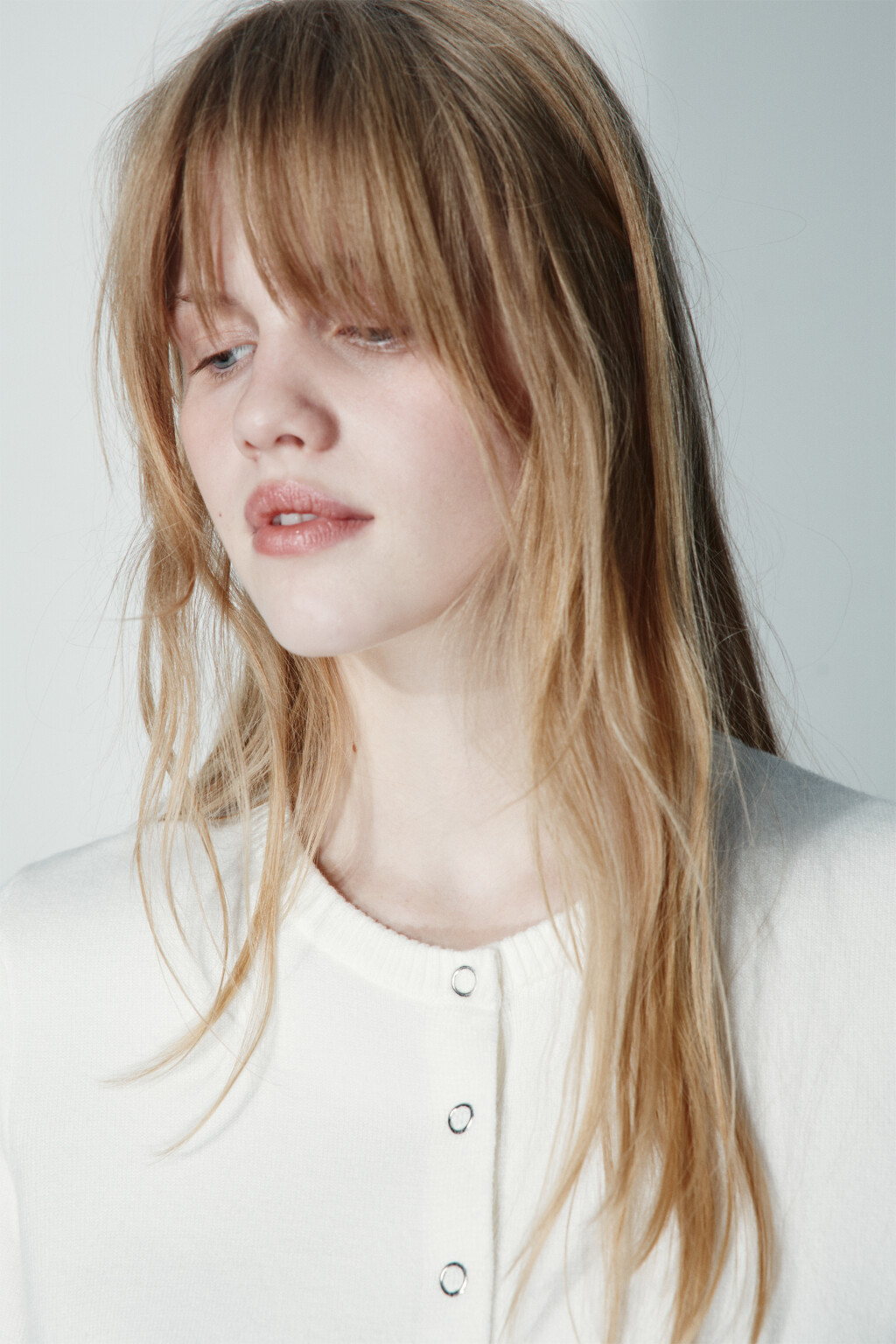 Джемпер вязаный с коротким руковом - цвет молочный - 6