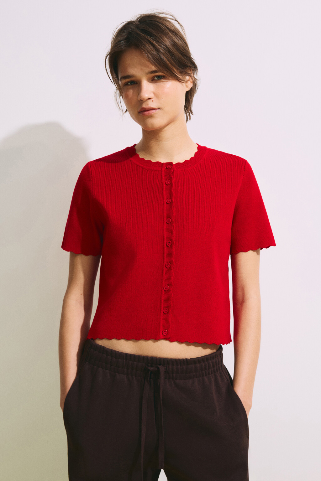 Кардиган на пуговицах с короткими рукавами - цвет красный - 3