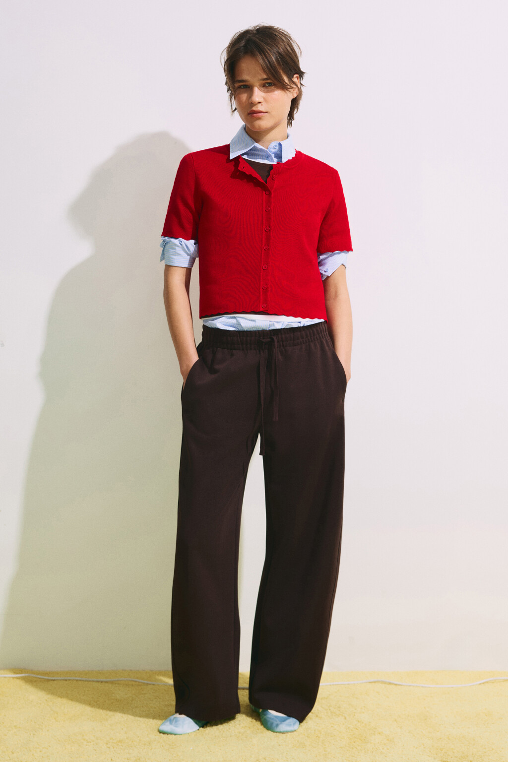 Кардиган на пуговицах с короткими рукавами - цвет красный - 5