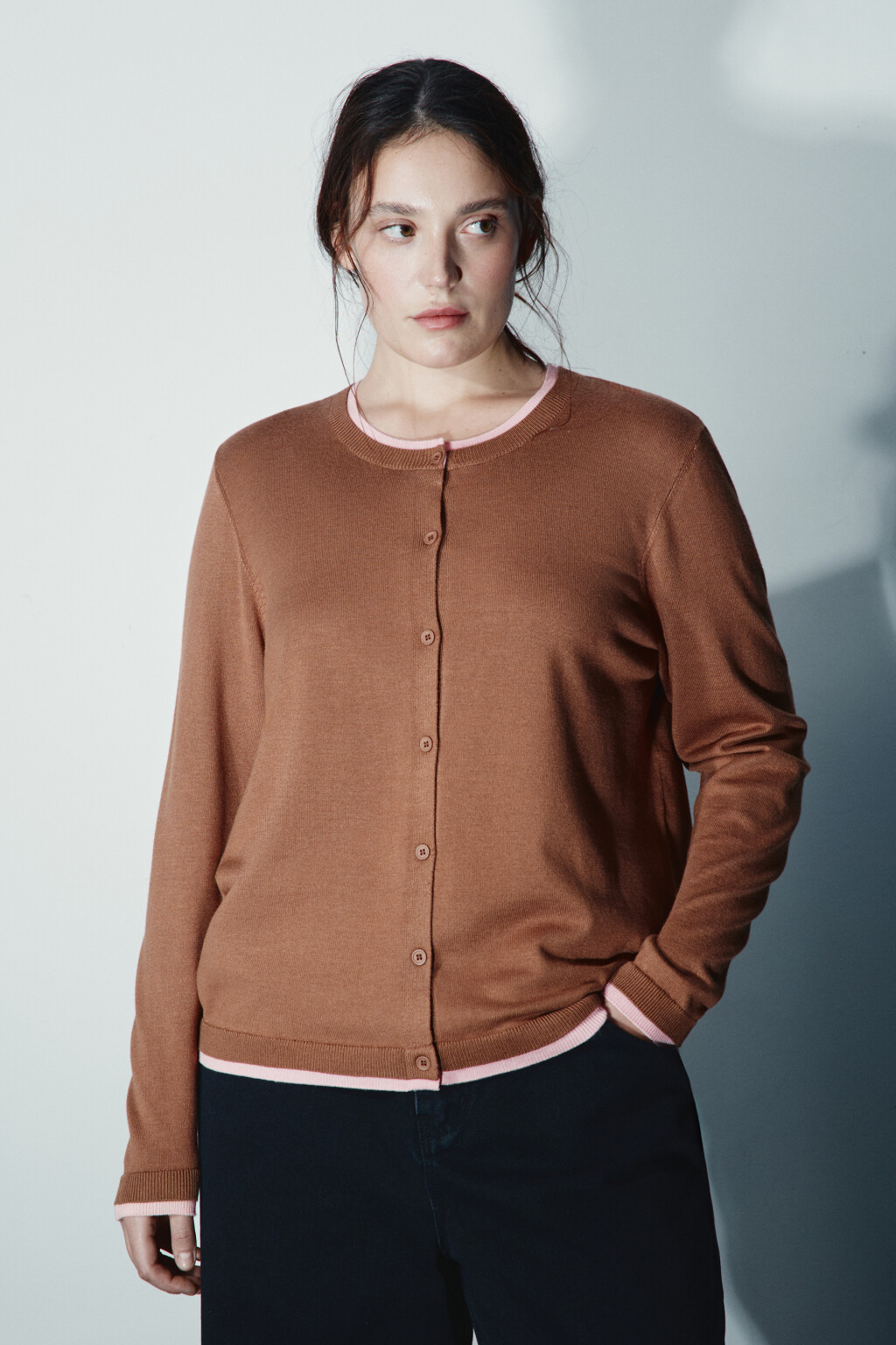 Кардиган на пуговицах - цвет бежевый - 2