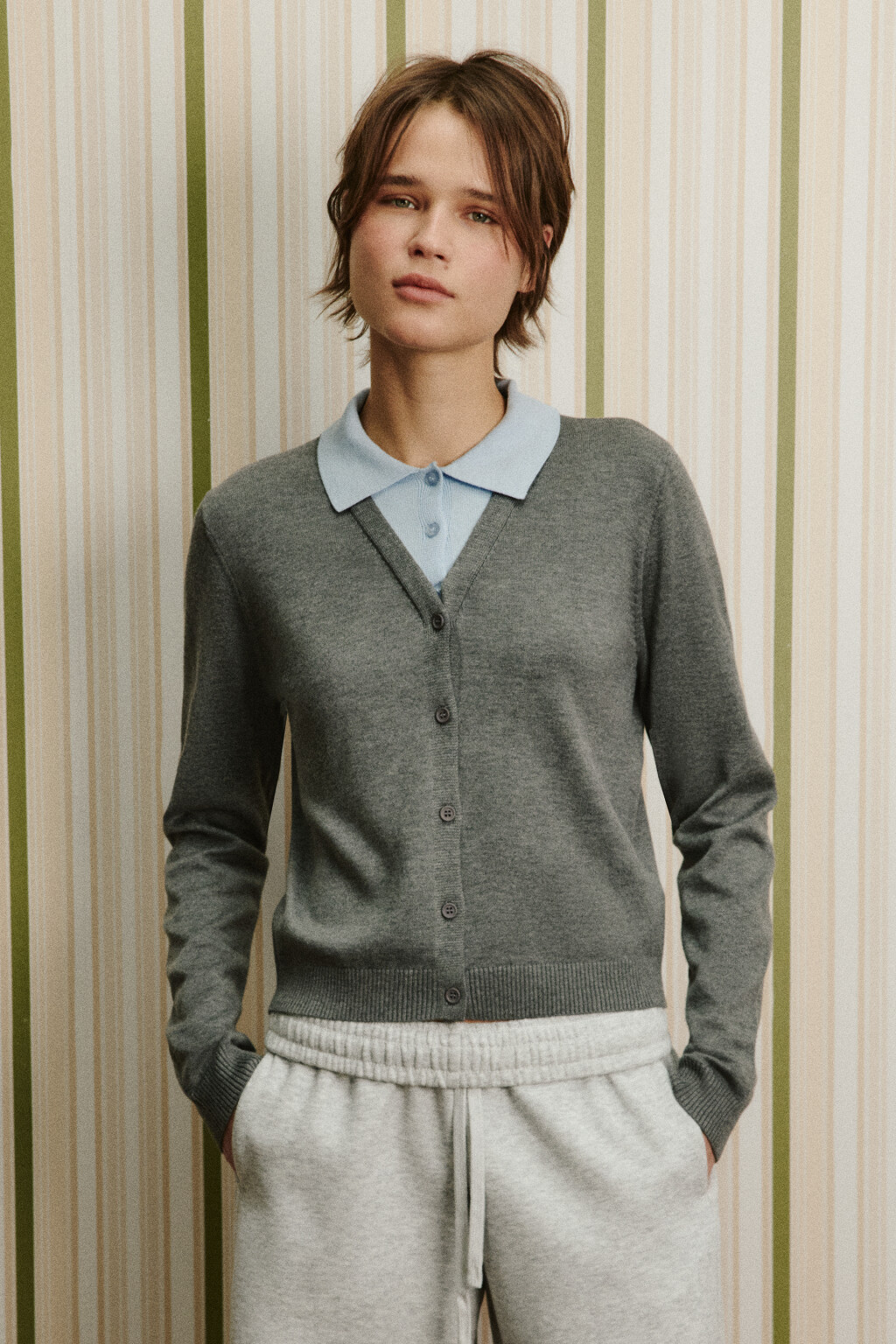 Кардиган вязаный с имитацией поло - цвет серый - 2