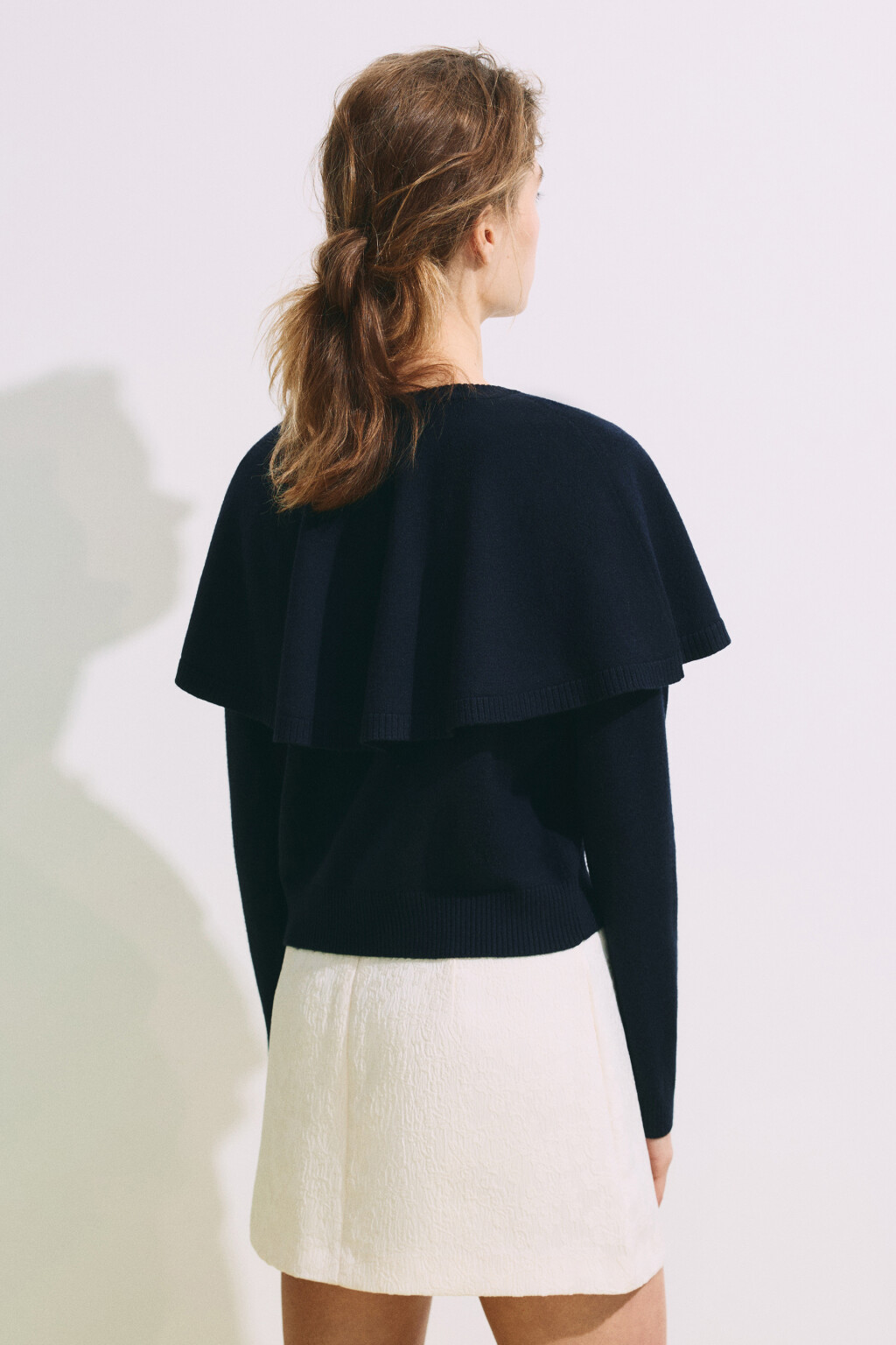 Кардиган вязаный с кейпом - цвет синий - 4