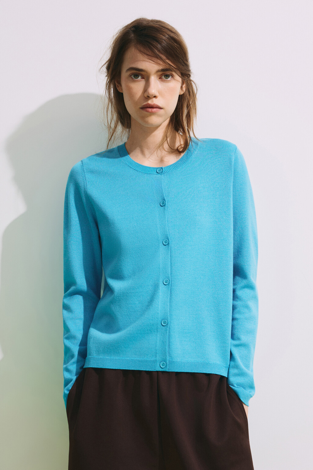 Кардиган полуприлегающий вязаный с вискозой - цвет голубой - 4