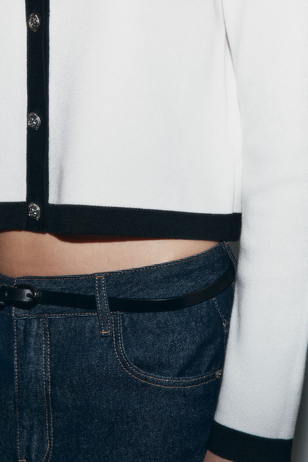 Кардиган жаккардовый с контрастной окантовкой - цвет молочный - 7