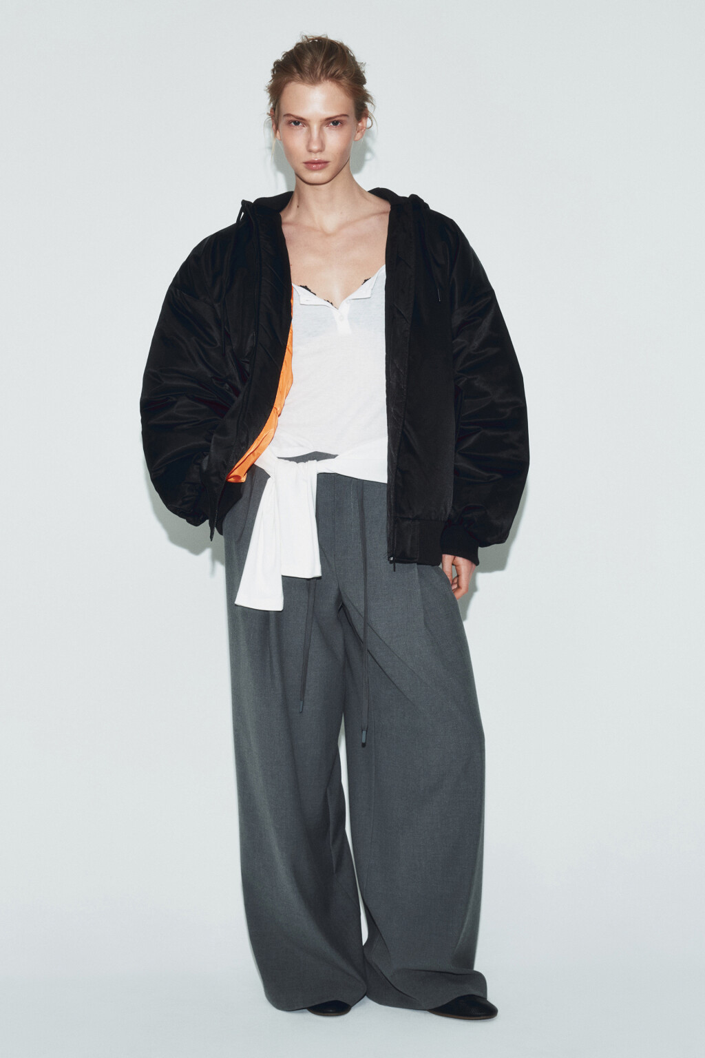 Куртка-бомбер с капюшоном утепленная - цвет черный - 5