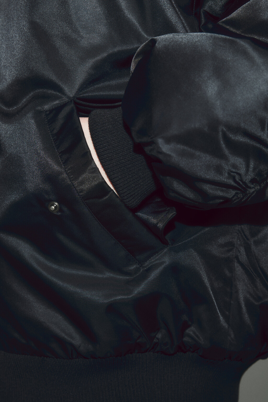 Куртка-бомбер с капюшоном утепленная - цвет черный - 7
