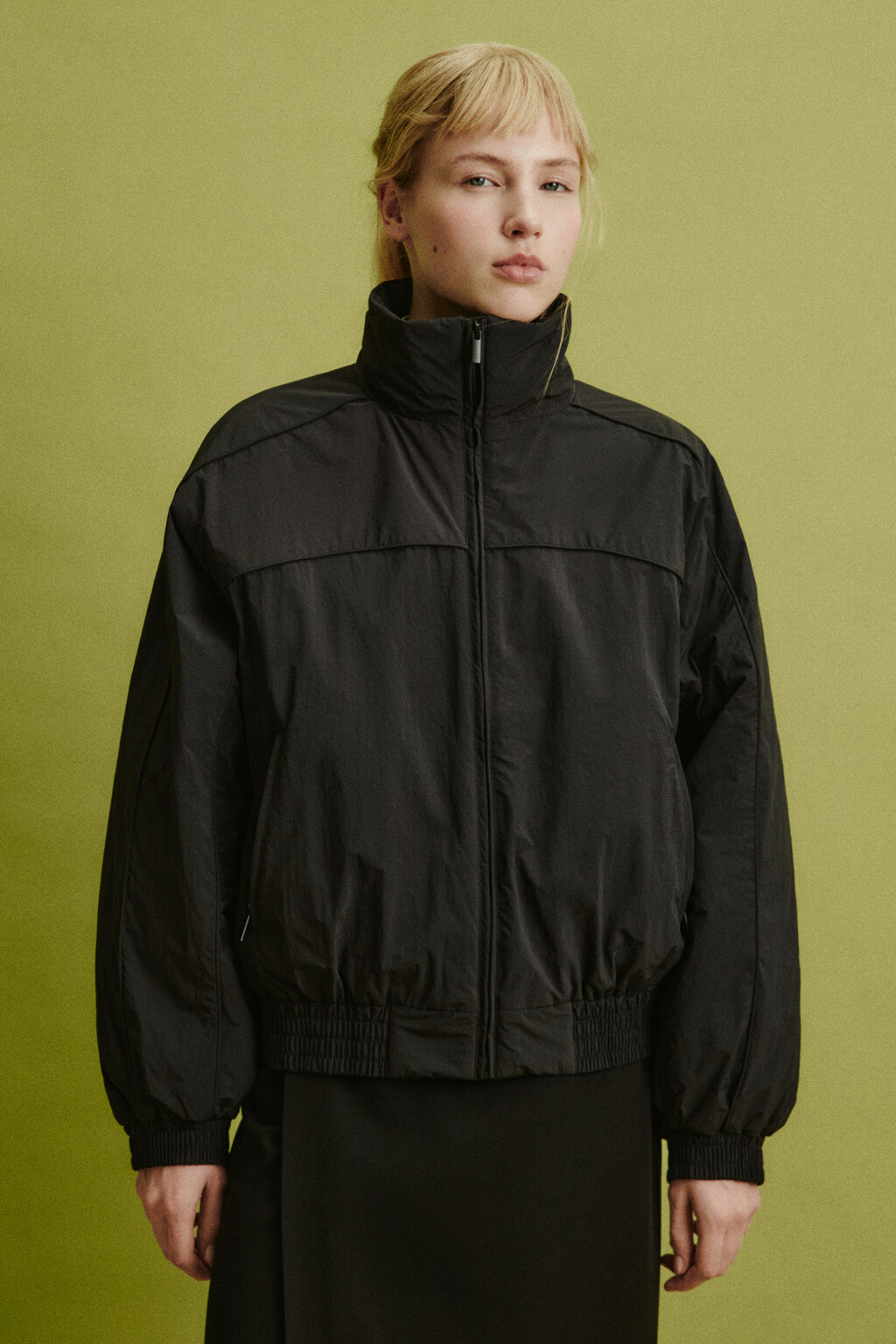 Куртка укороченная с воротником-стойкой - цвет черный - 3