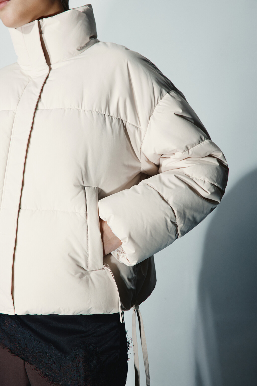 Куртка стеганая с утяжками - цвет молочный - 6