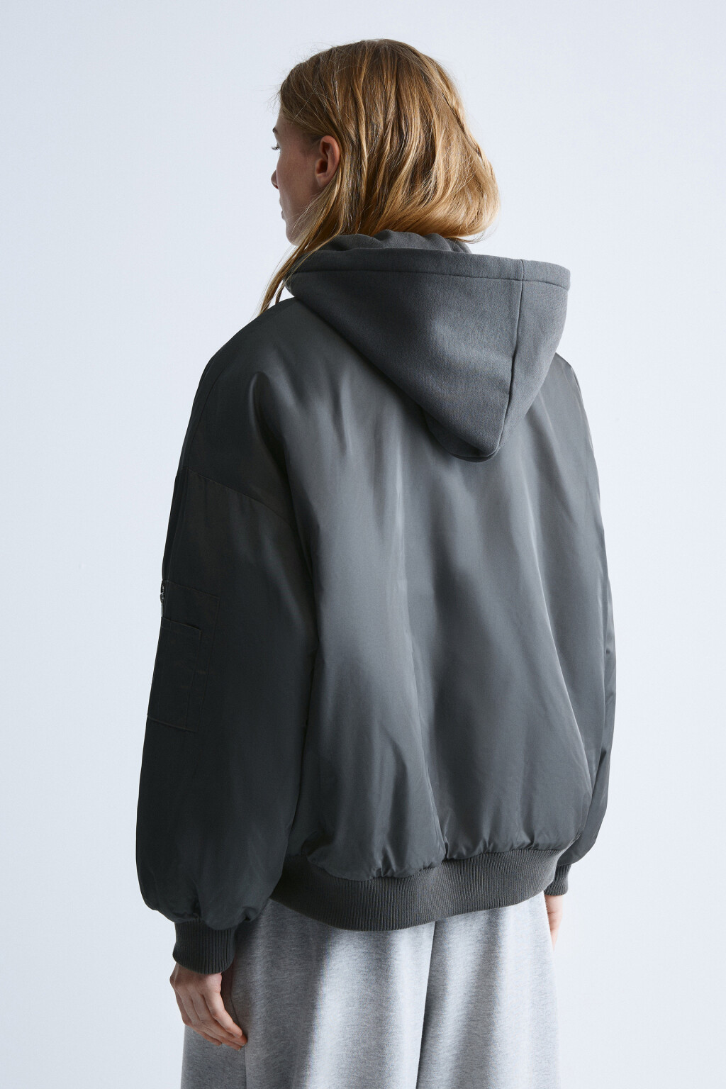 Куртка-бомбер oversize с капюшоном - цвет зеленый - 4