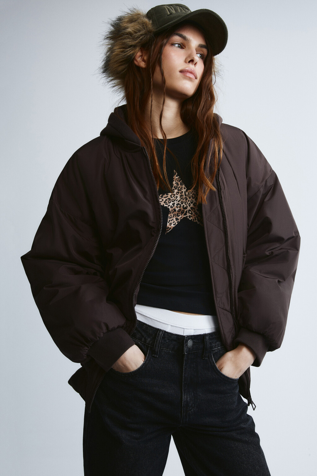 Куртка-бомбер утепленная с капюшоном - цвет коричневый - 1