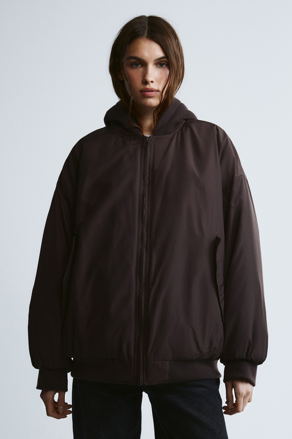 Куртка-бомбер утепленная с капюшоном - цвет коричневый - 3