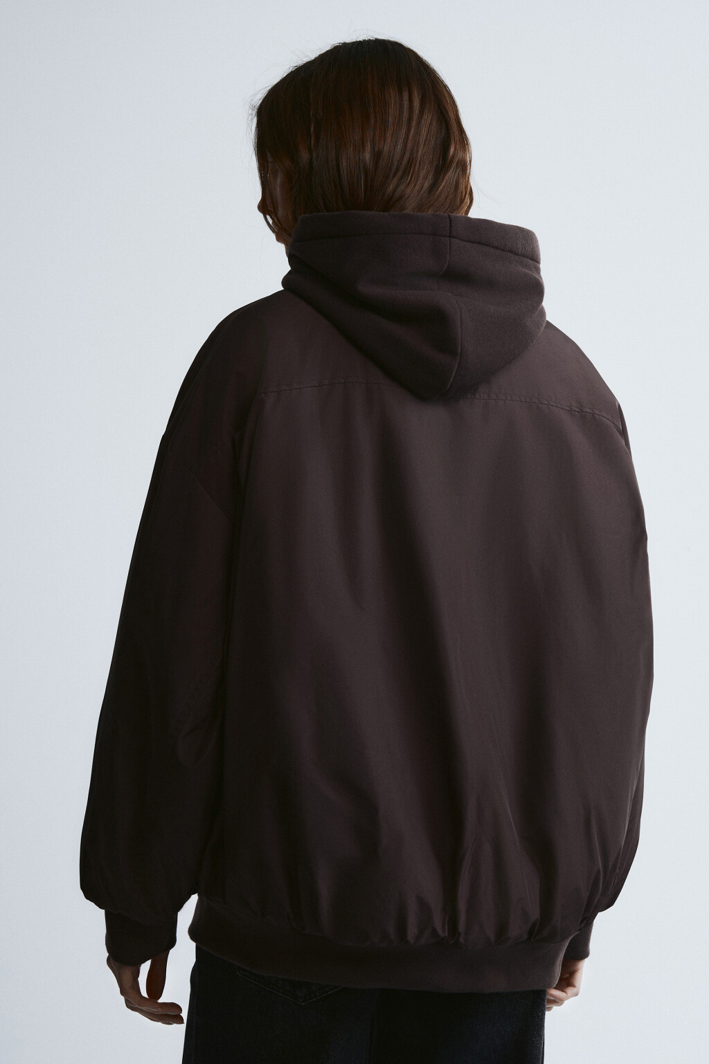 Куртка-бомбер утепленная с капюшоном - цвет коричневый - 4