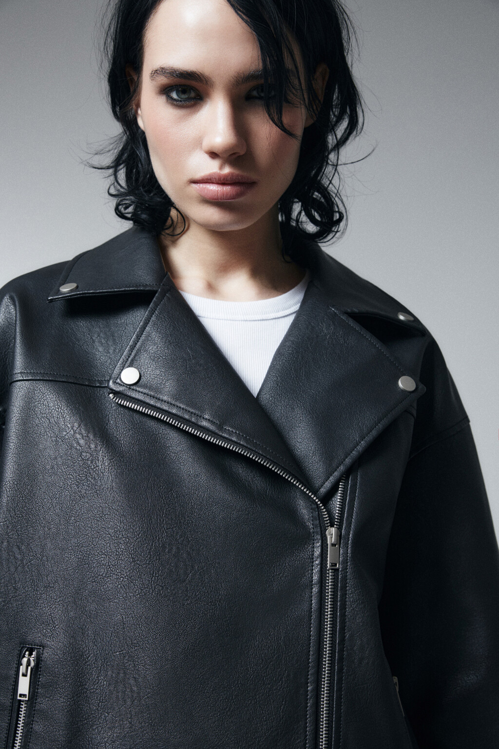 Куртка-косуха свободная с ремнем - цвет черный - 5