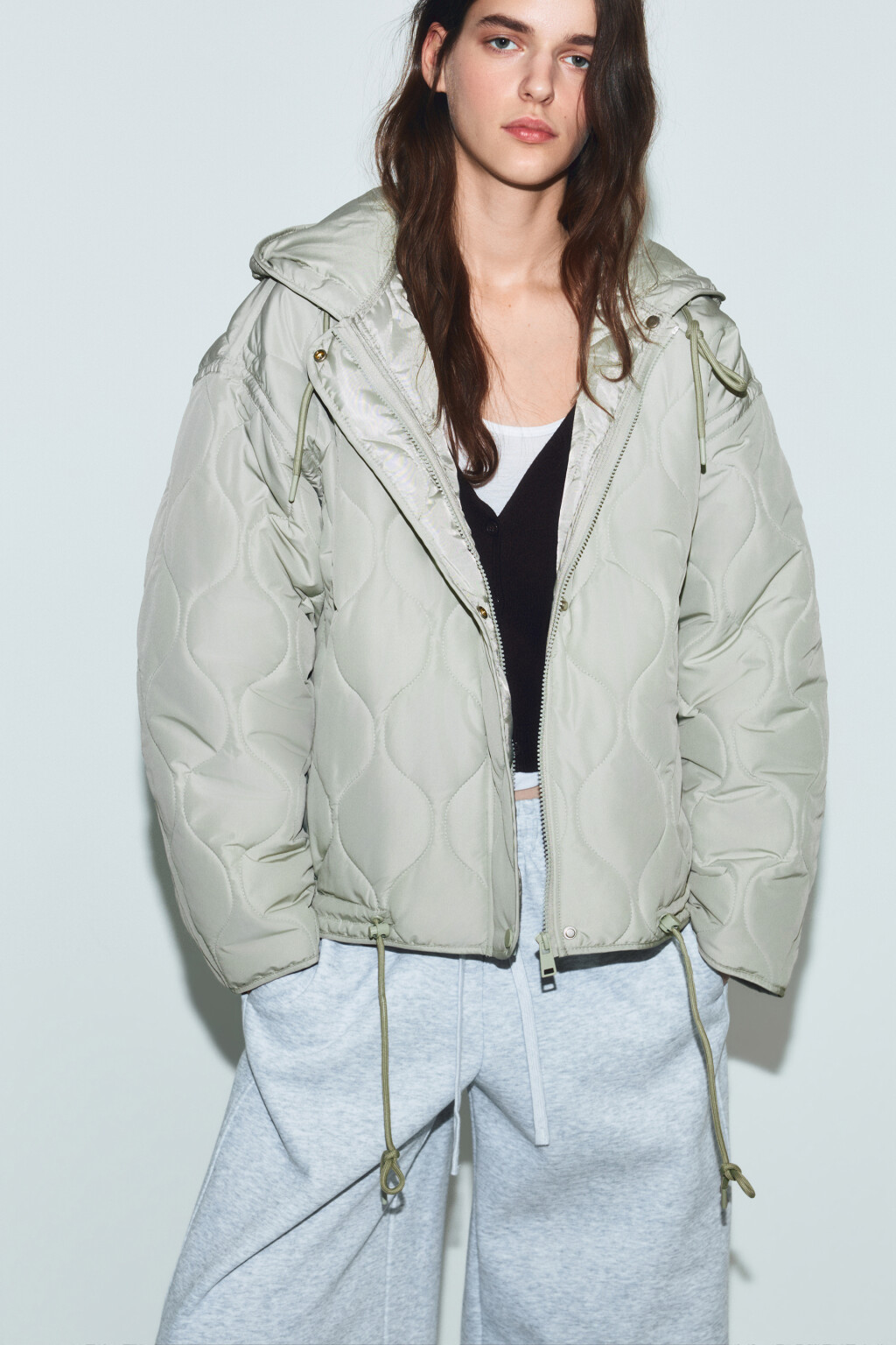 Куртка стеганая с двойной застежкой и капюшоном - цвет зеленый - 1