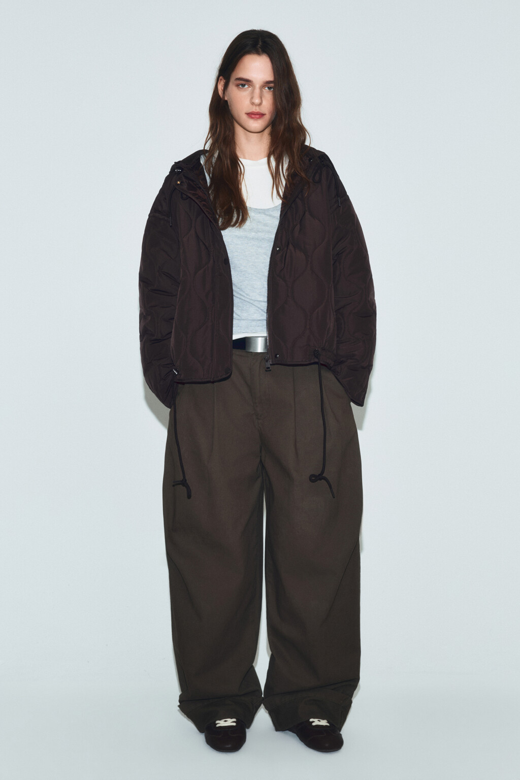 Куртка стеганая с двойной застежкой и капюшоном - цвет коричневый - 4