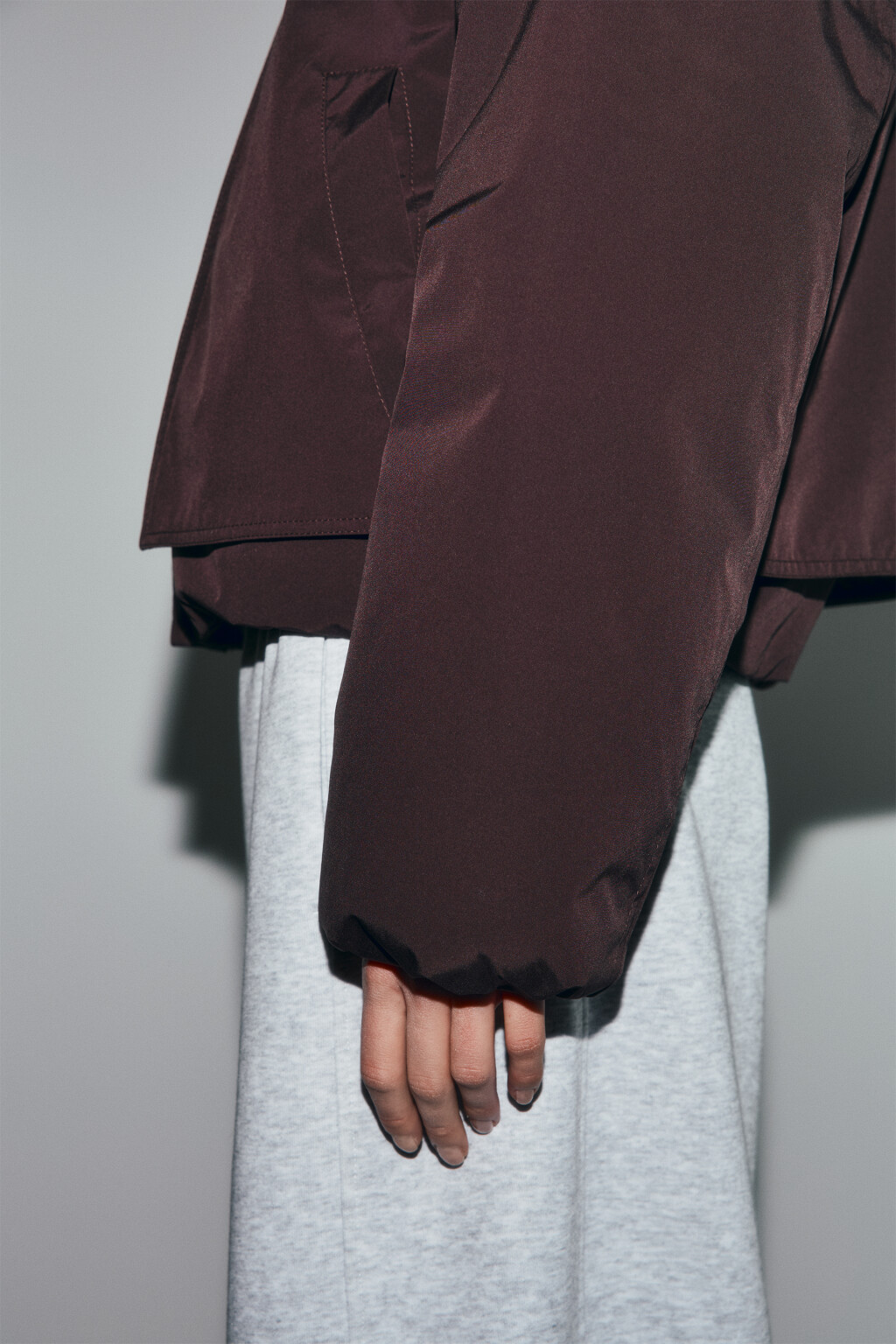 Куртка короткая утепленная с воротником-стойкой - цвет коричневый - 8