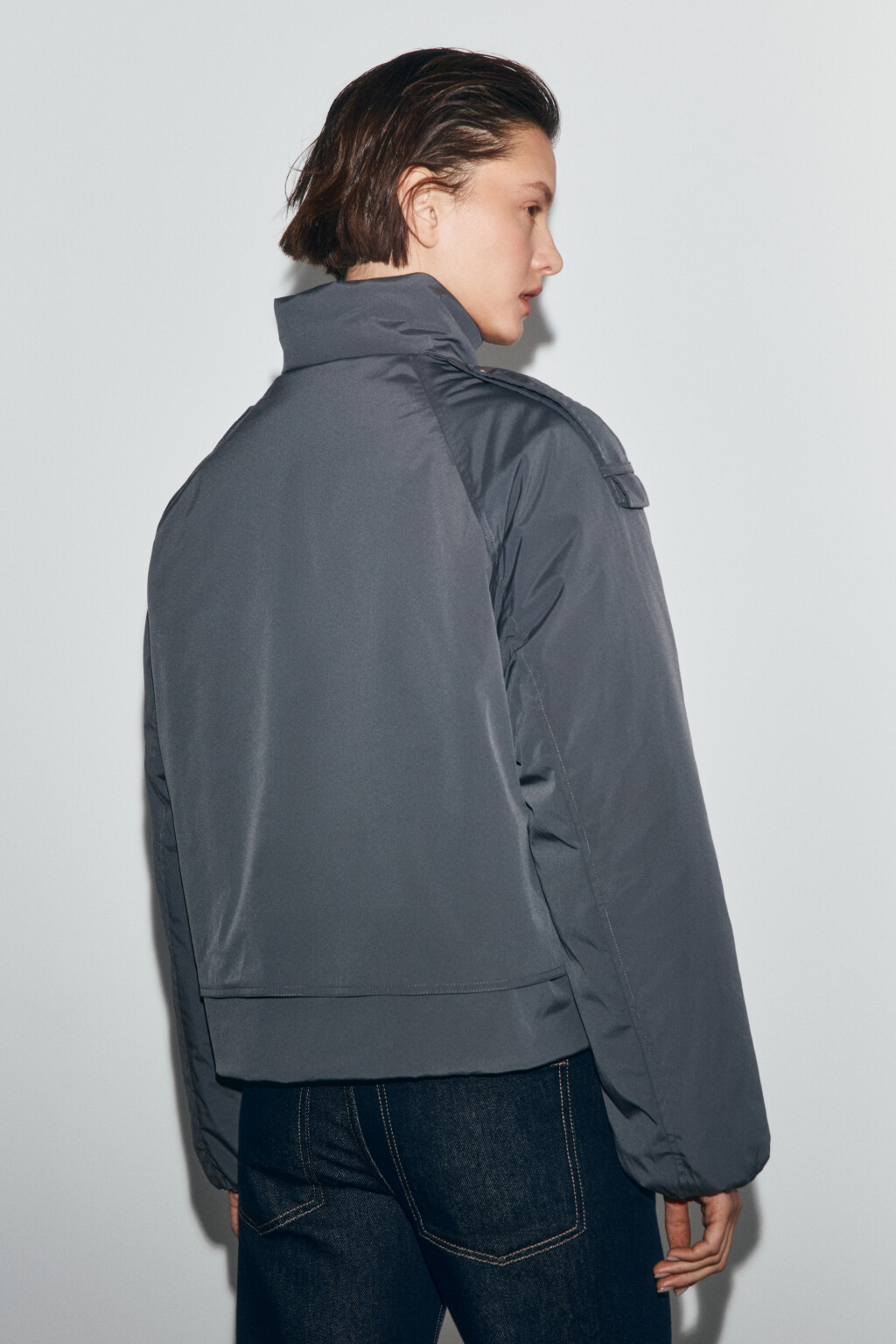 Куртка короткая утепленная с воротником-стойкой - цвет серый - 4