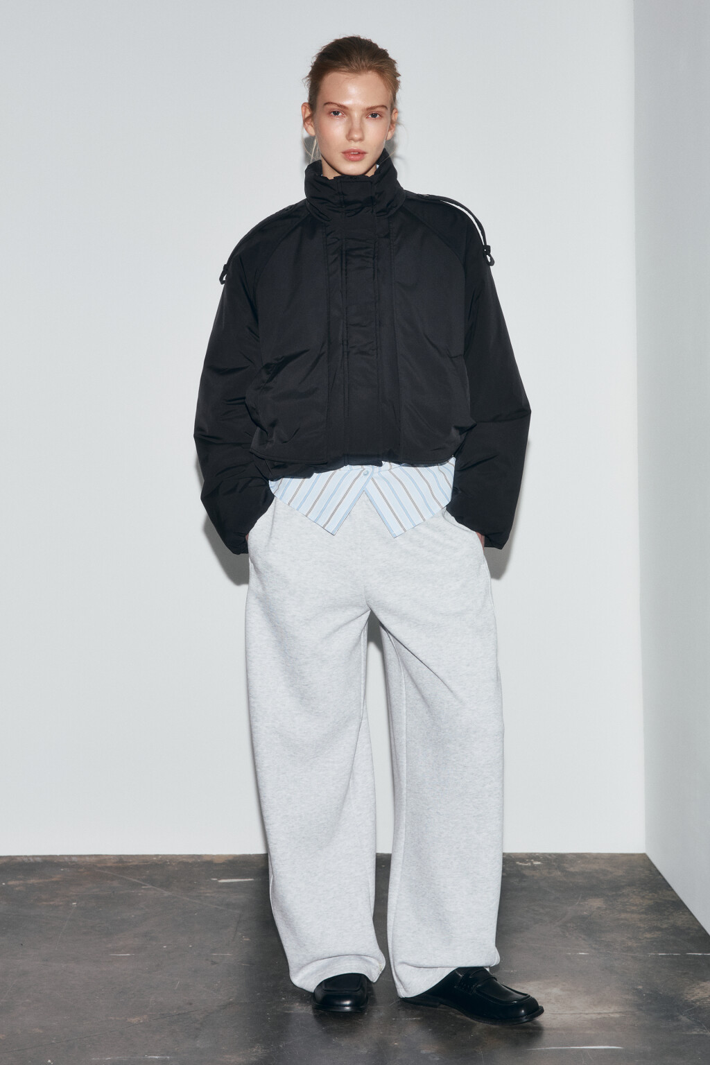 Куртка короткая утепленная с воротником-стойкой - цвет черный - 4