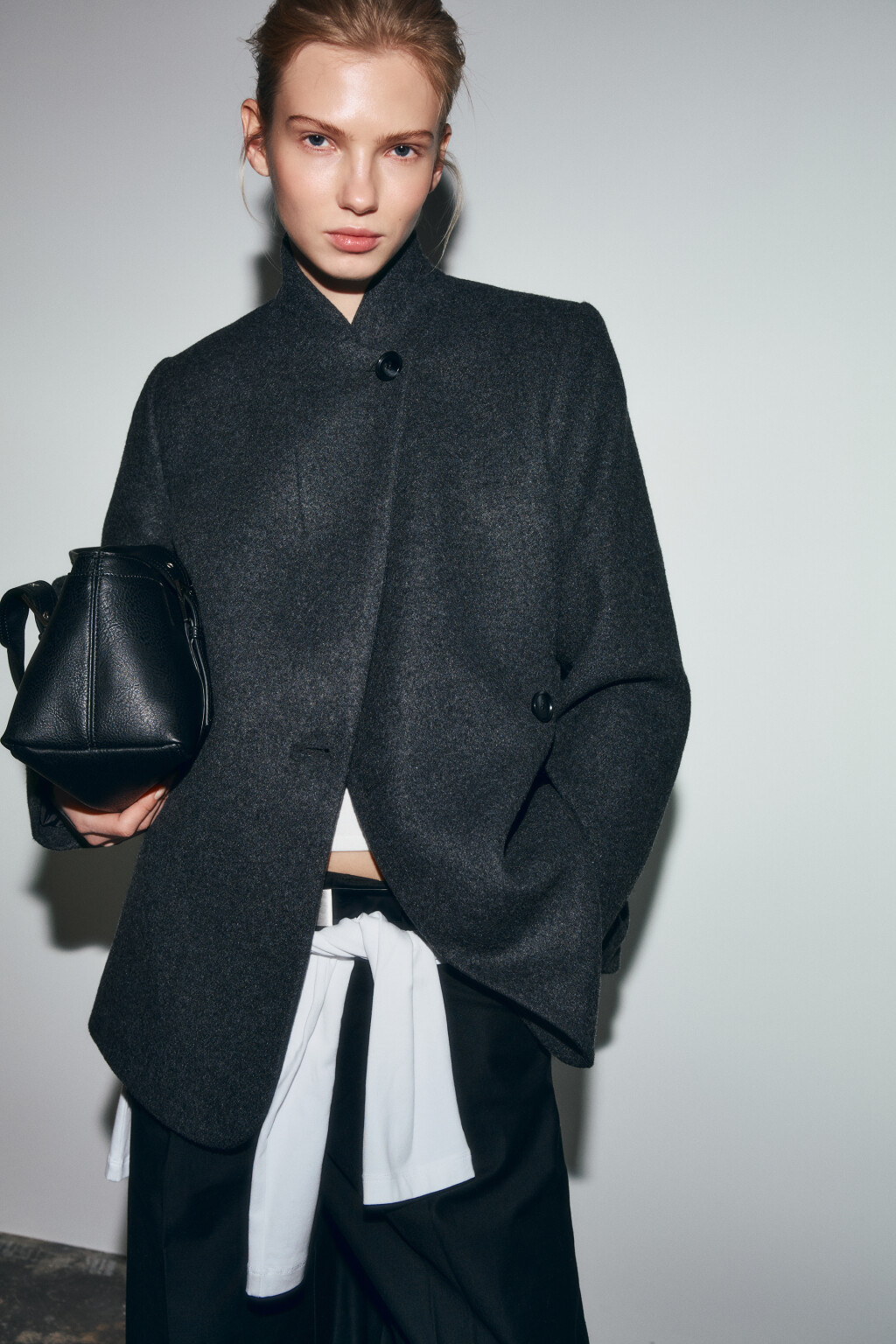 Пальто драповое приталенное с отложным воротником - цвет серый - 1