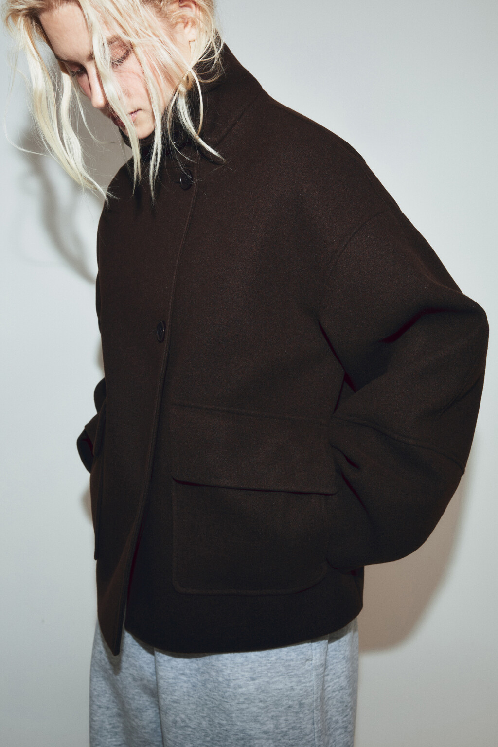 Полупальто драповое с воротником-стойкой - цвет коричневый - 8