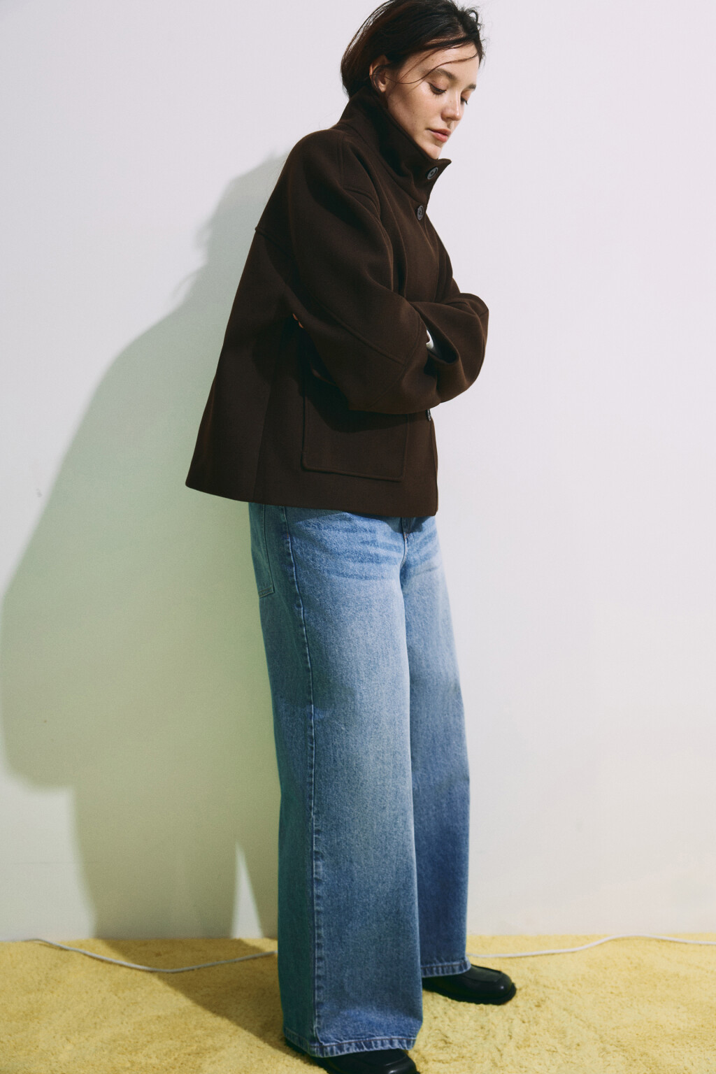 Полупальто драповое с воротником-стойкой - цвет коричневый - 2