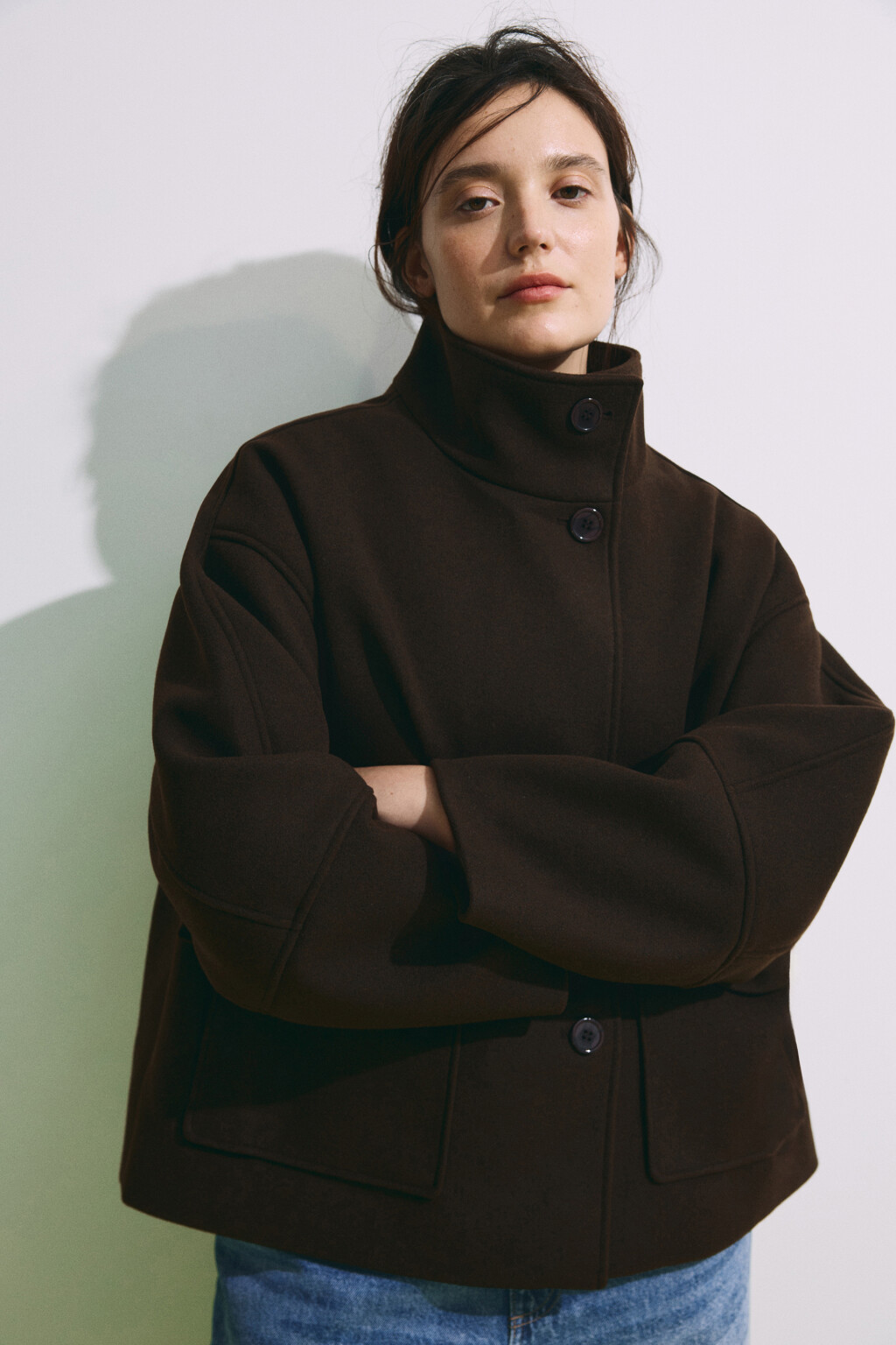 Полупальто драповое с воротником-стойкой - цвет коричневый - 3