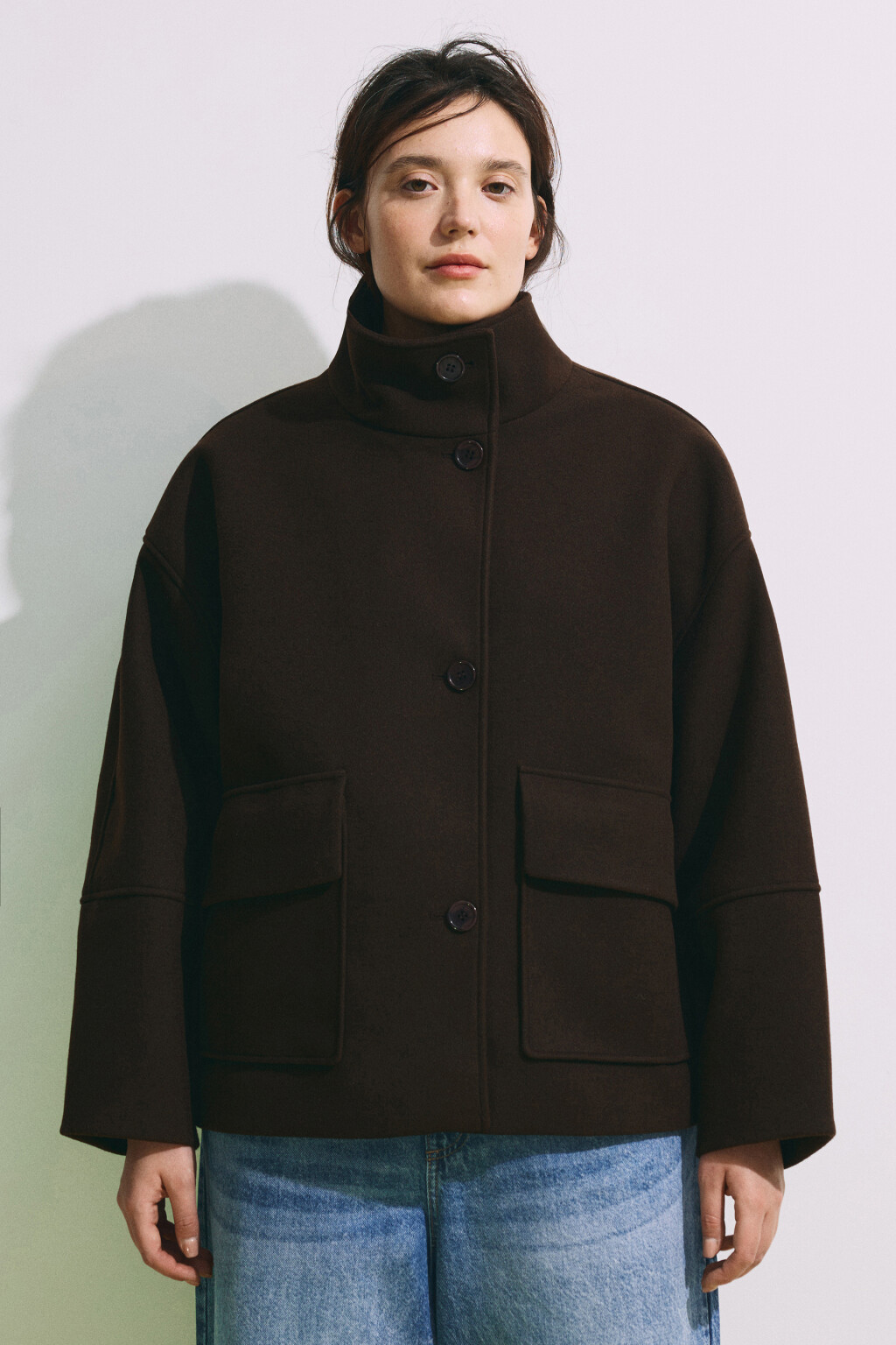 Полупальто драповое с воротником-стойкой - цвет коричневый - 4