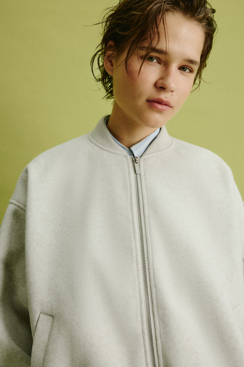 Куртка-бомбер из драповой ткани без капюшона - цвет молочный - 7