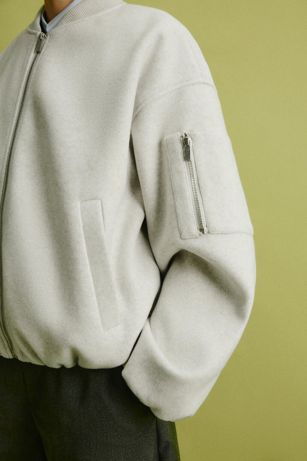 Куртка-бомбер из драповой ткани без капюшона - цвет молочный - 8