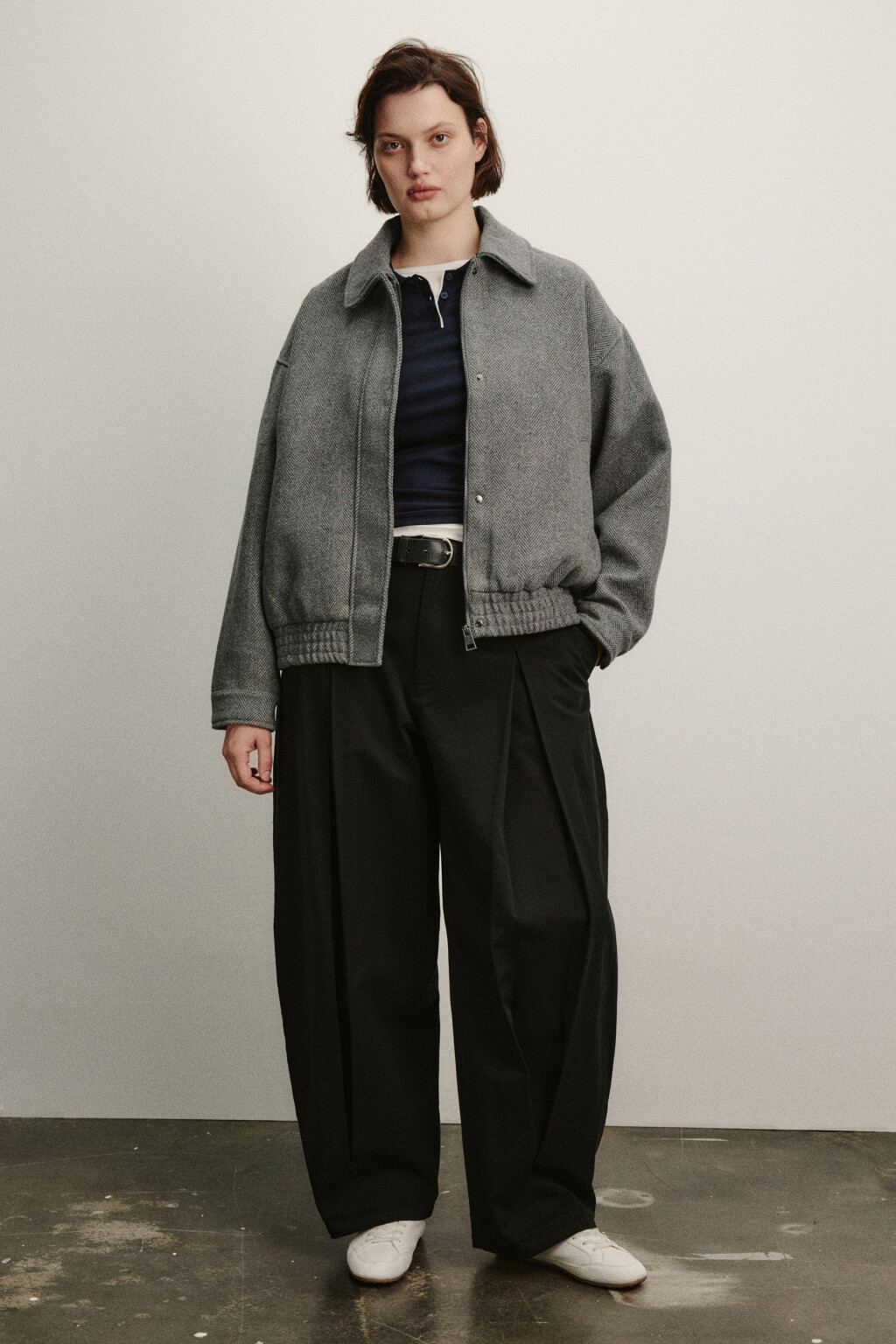 Куртка-бомбер драповая с отложным воротником - цвет серый - 5