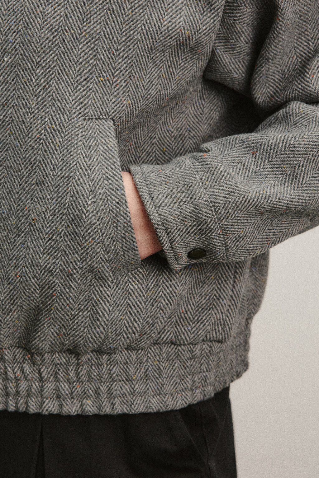 Куртка-бомбер драповая с отложным воротником - цвет серый - 7