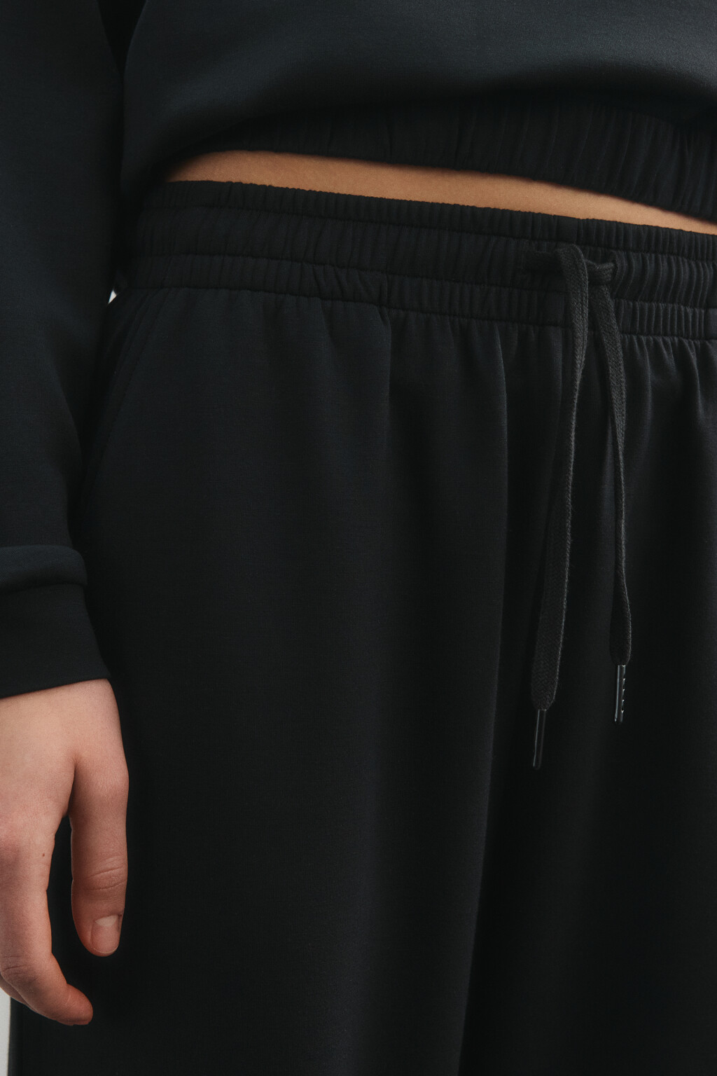 Брюки-джоггеры спортивные с высокой посадкой - цвет черный - 6